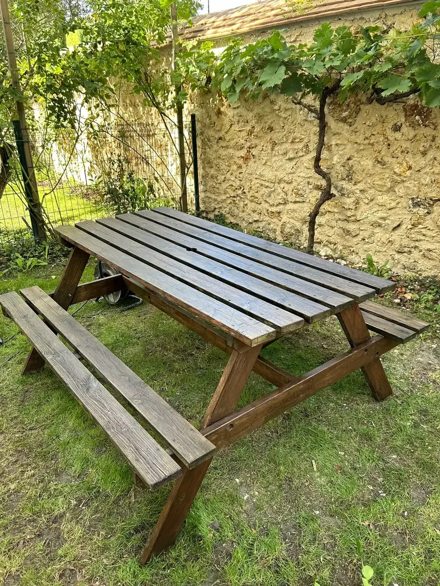 Table de jardin, après les travaux